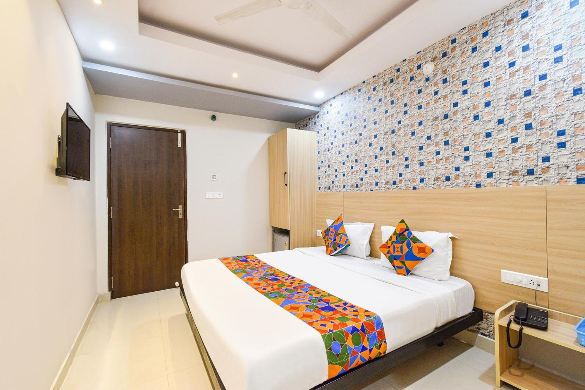 Fabhotel The Botanica - Nr Hyderabad Central University, Kondapur Kondapur  ภายนอก รูปภาพ