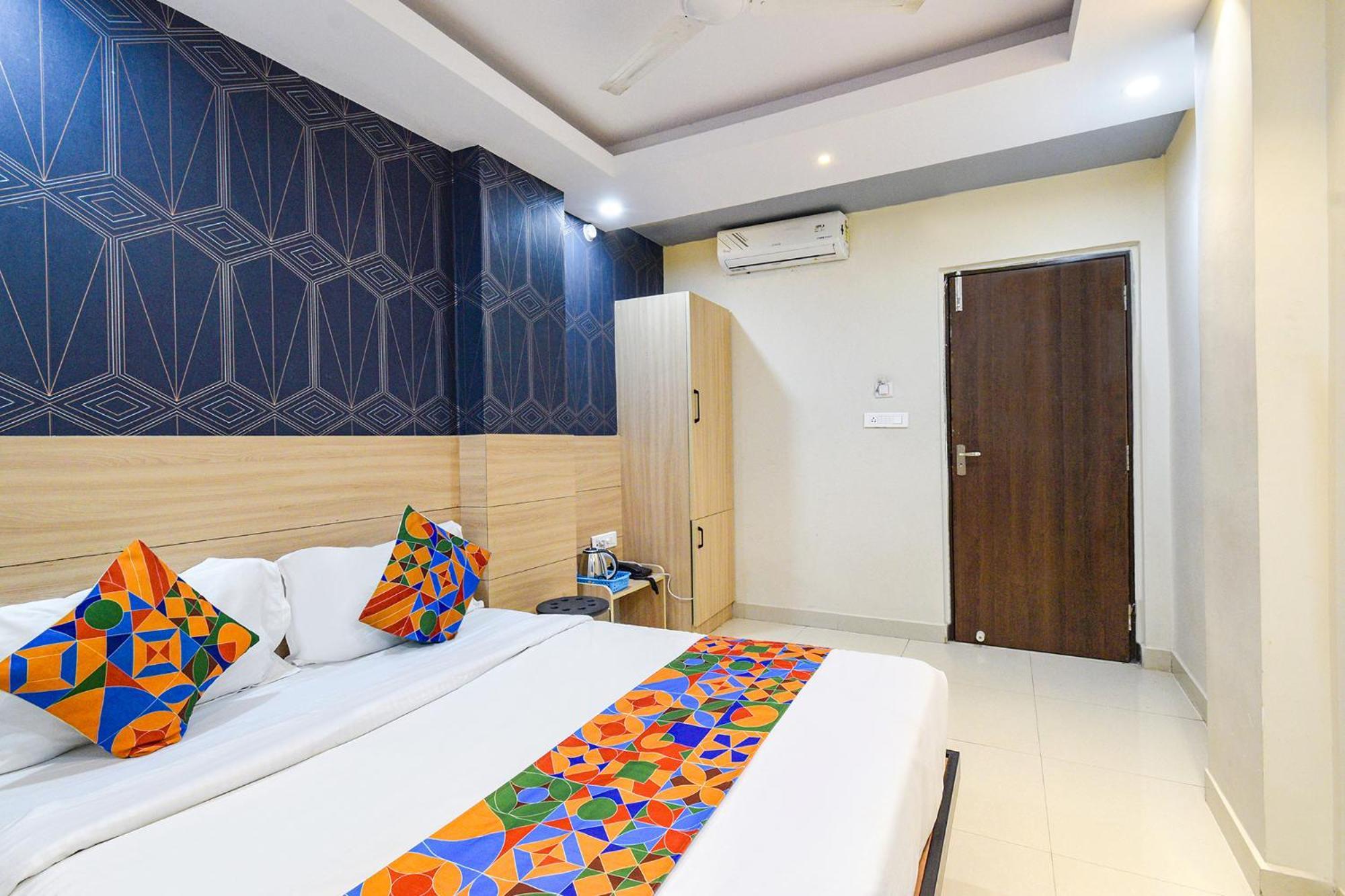 Fabhotel The Botanica - Nr Hyderabad Central University, Kondapur Kondapur  ภายนอก รูปภาพ