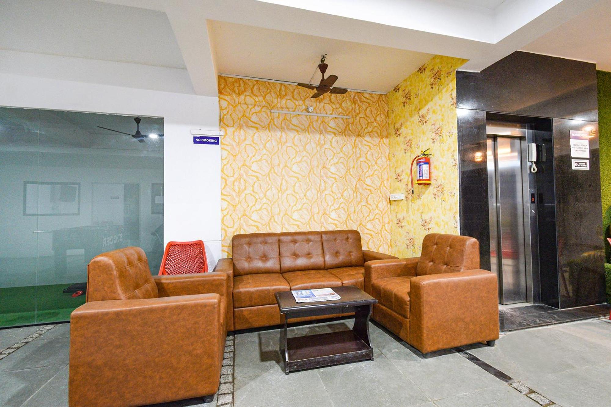 Fabhotel The Botanica - Nr Hyderabad Central University, Kondapur Kondapur  ภายนอก รูปภาพ