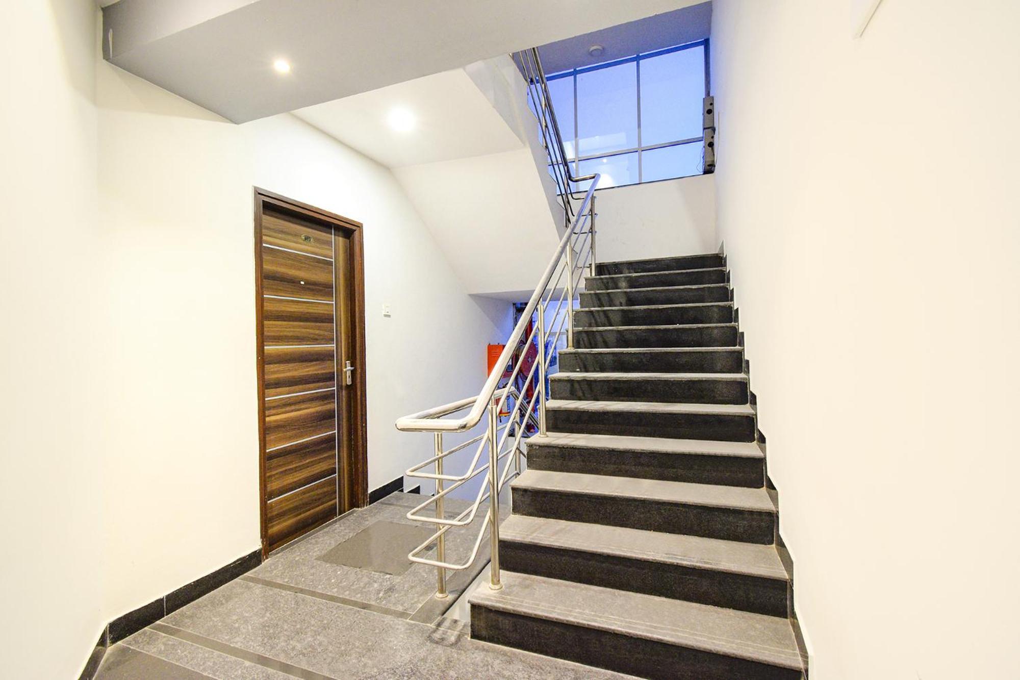 Fabhotel The Botanica - Nr Hyderabad Central University, Kondapur Kondapur  ภายนอก รูปภาพ