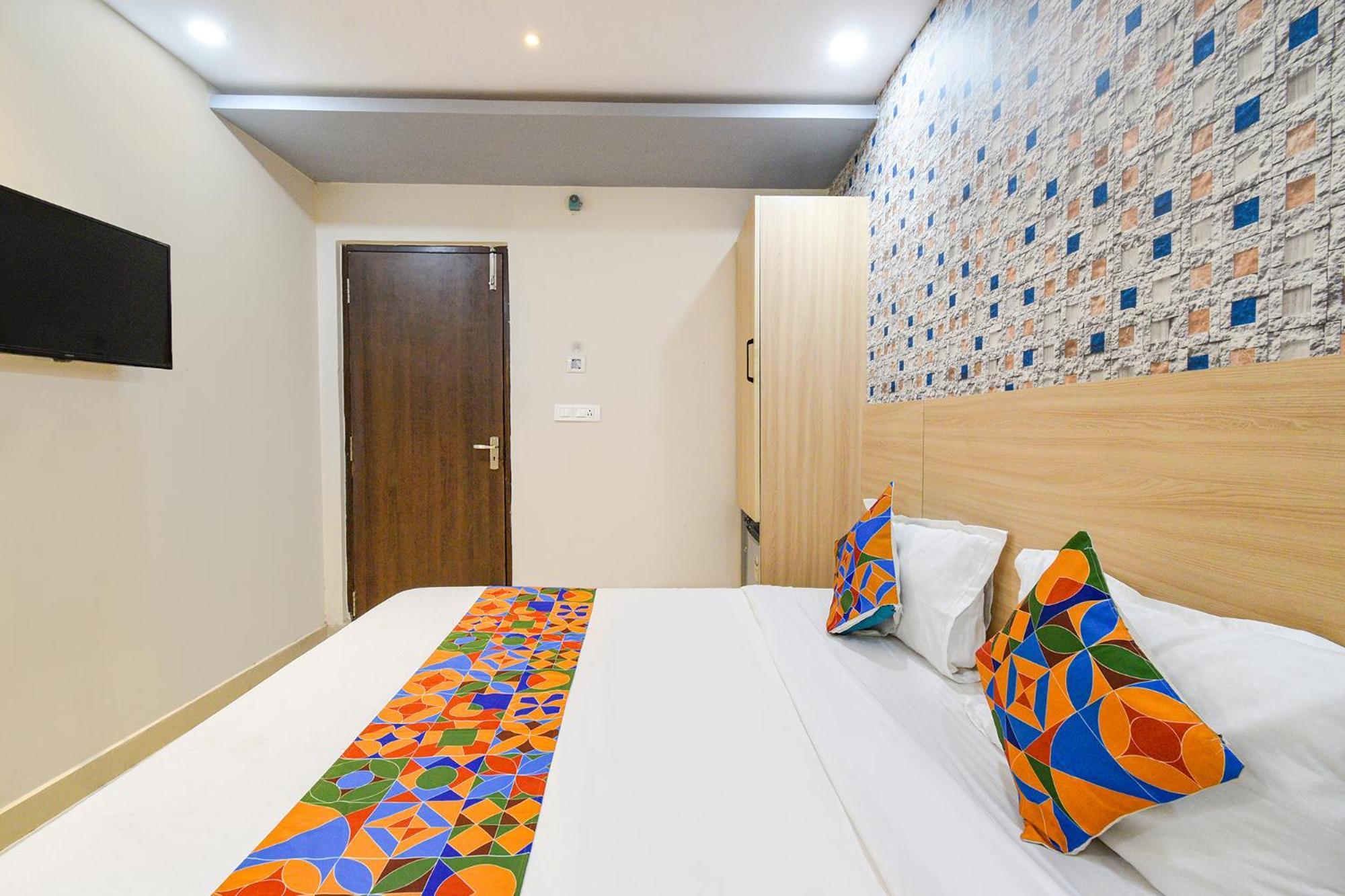 Fabhotel The Botanica - Nr Hyderabad Central University, Kondapur Kondapur  ภายนอก รูปภาพ