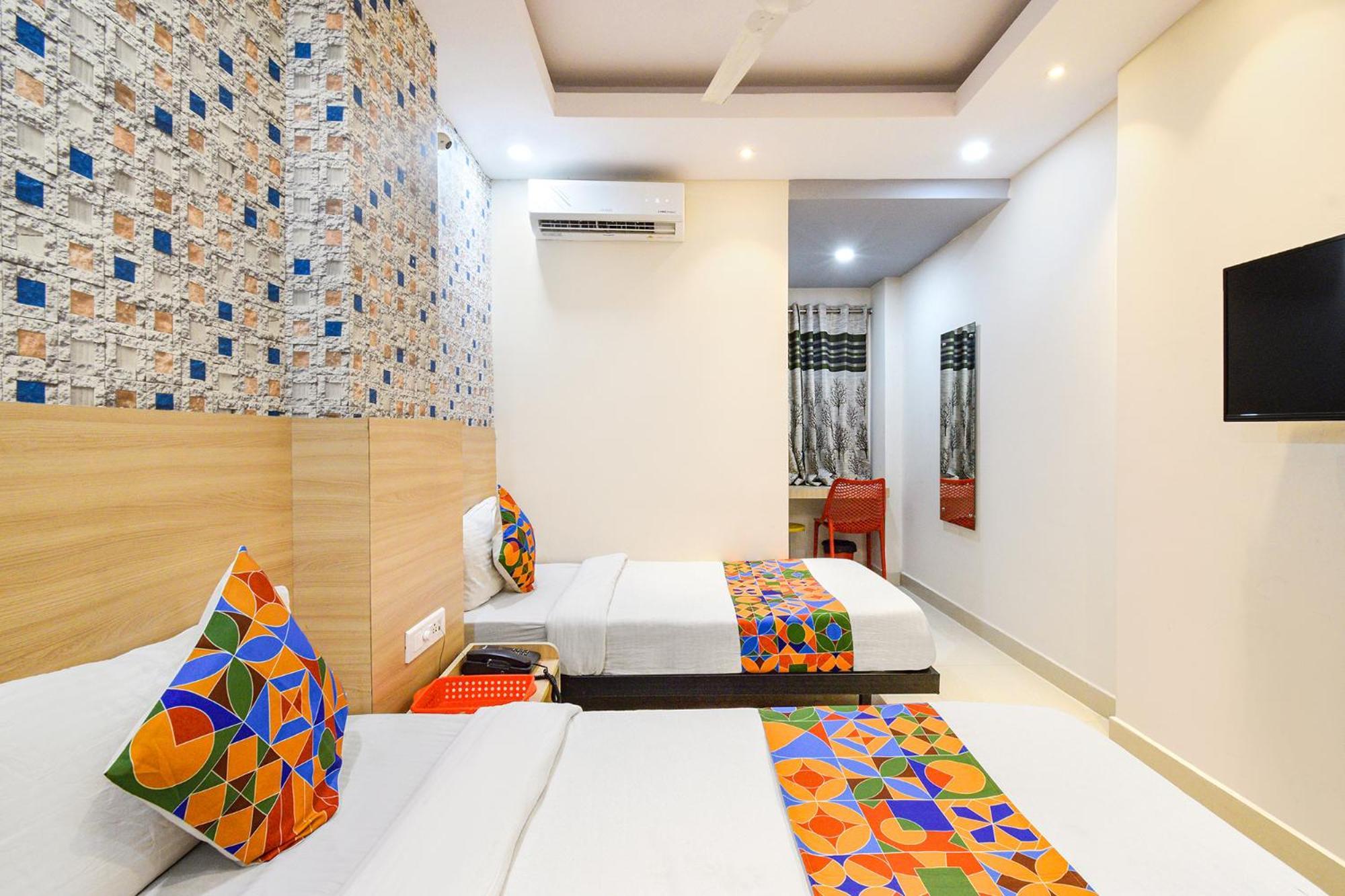 Fabhotel The Botanica - Nr Hyderabad Central University, Kondapur Kondapur  ภายนอก รูปภาพ