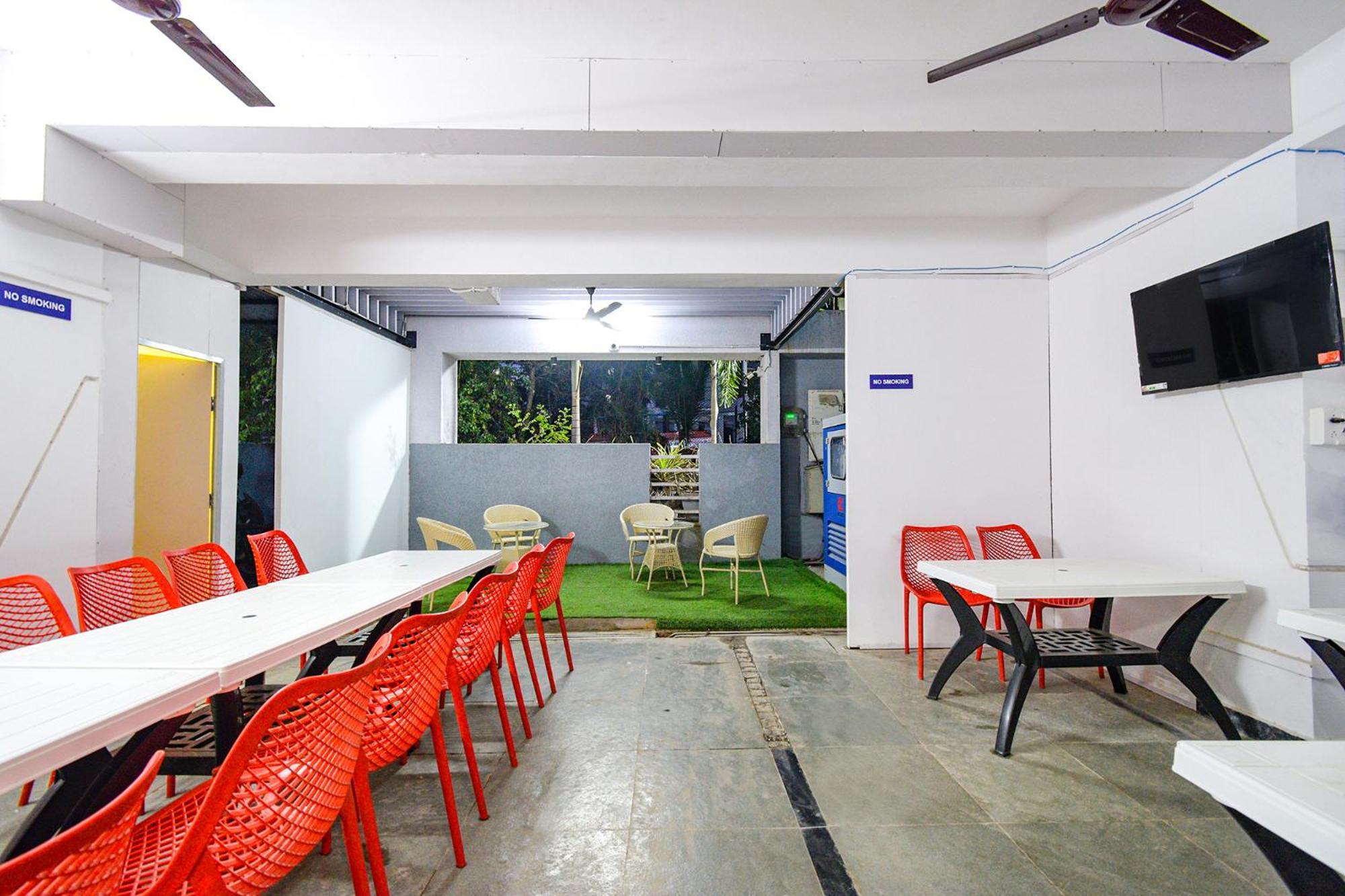 Fabhotel The Botanica - Nr Hyderabad Central University, Kondapur Kondapur  ภายนอก รูปภาพ